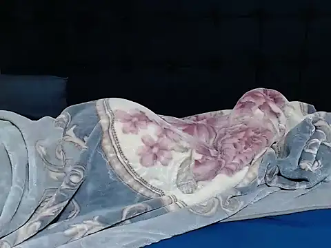 CaramelBootty's cam snapshot