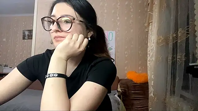 DonnieBooton live sex cam