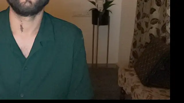 MakeMeAwareAah's cam snapshot