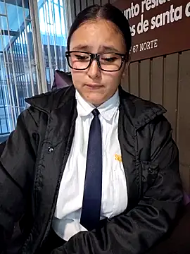 Cute_Penelope live sex cam