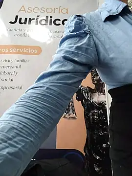 _Sarah-Office1's cam snapshot