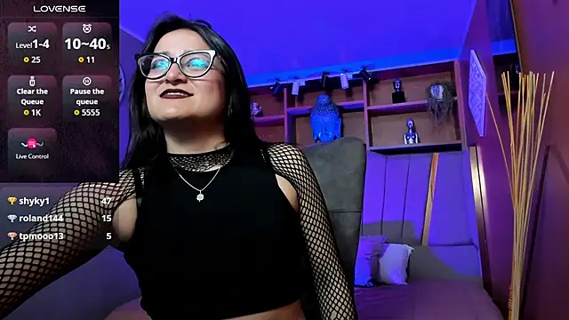 Lucy_Williiams's cam snapshot