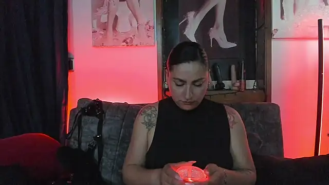 _LuanaDabbraccio's cam snapshot