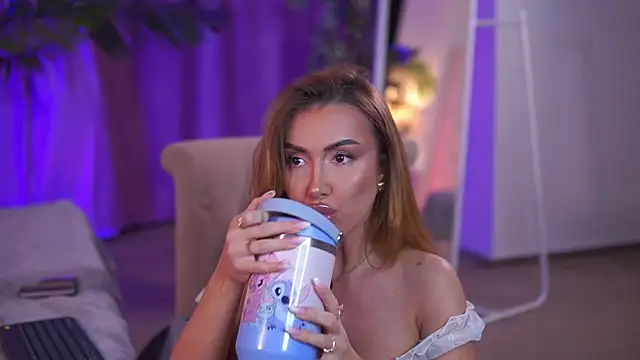 ZennySings's cam snapshot