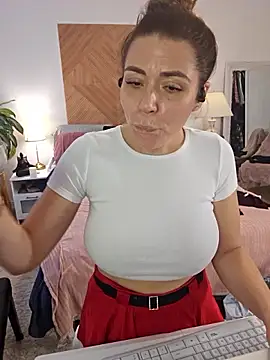 Ellie-Elizabeth's cam snapshot