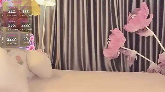 --102KymMiiss--'s cam snapshot