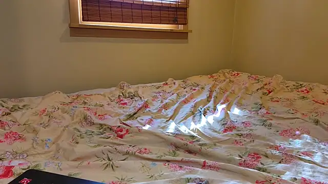 MiaElizabeth's cam snapshot