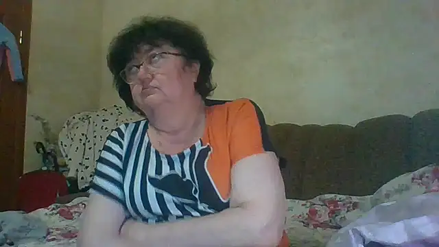 MilaSky5303's cam snapshot