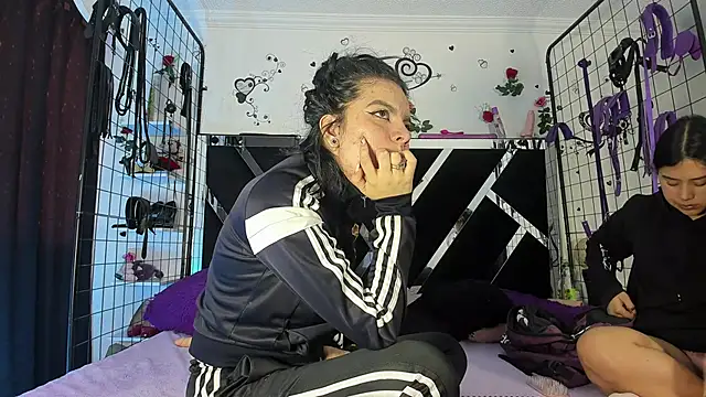 thedream_girls's cam snapshot