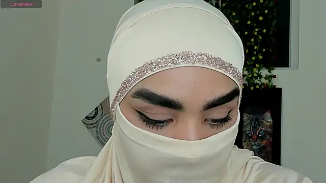 Maissa_Alabi's cam snapshot