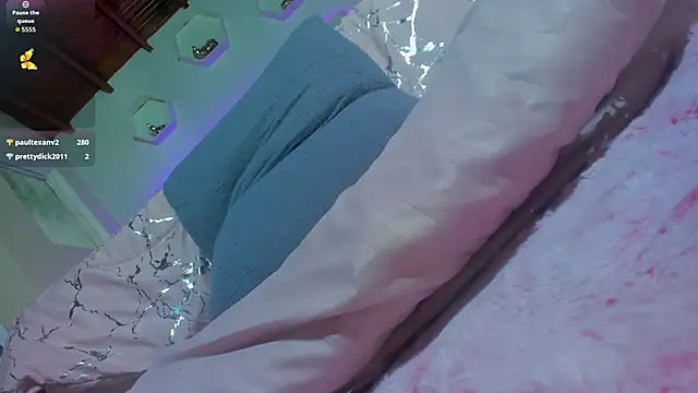 shanakendall's cam snapshot