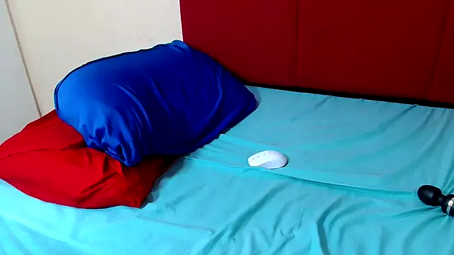 HugeTitisxx live sex cam