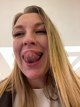 Sweet___Emily's cam snapshot