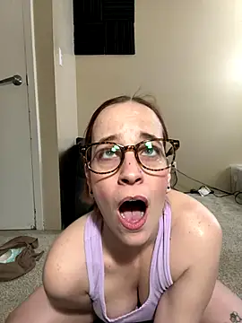 CreamedKitten's cam snapshot