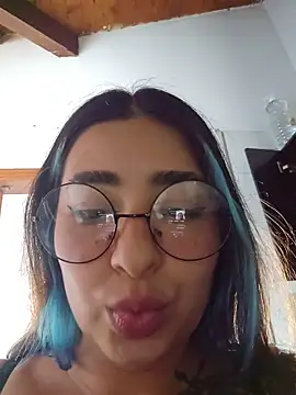 sweetcoralinee's cam snapshot