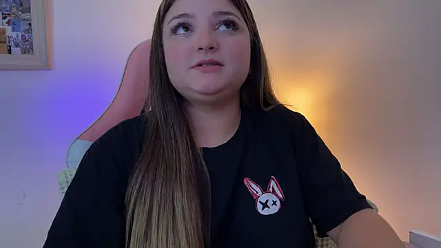 SweetFoxEyes_'s cam snapshot