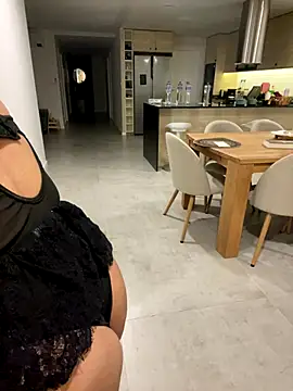 PamAnna's cam snapshot