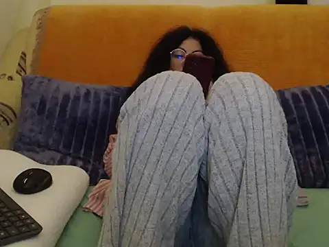 Emmatoo's cam snapshot