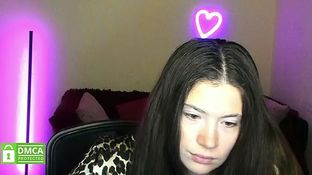 Alicia_redfollow's cam snapshot