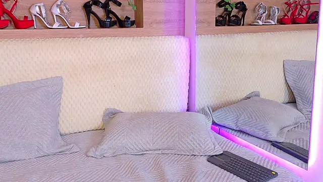 AbieHills live sex cam