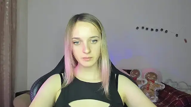 RouseReed's cam snapshot