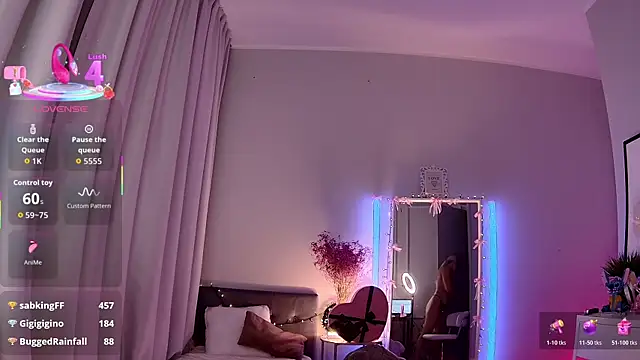 LoryWood's cam snapshot