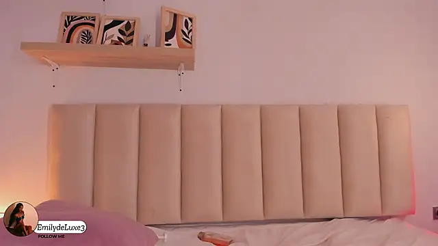 Emely_Deluxe's cam snapshot