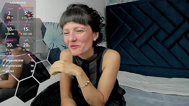 Valery_More__'s cam snapshot