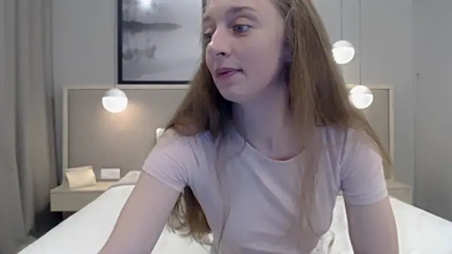 ShySchoolGirl's cam snapshot