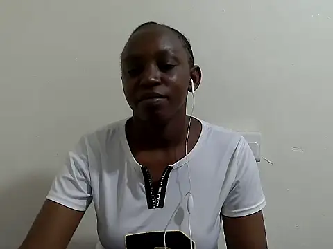 lizbela1's cam snapshot