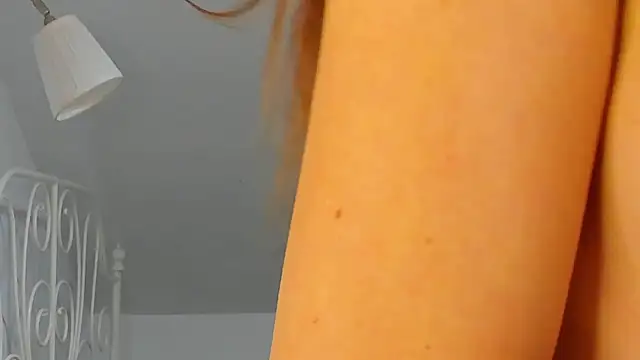 alesquirt33 live sex cam