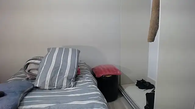 SexySlimMelanin's cam snapshot