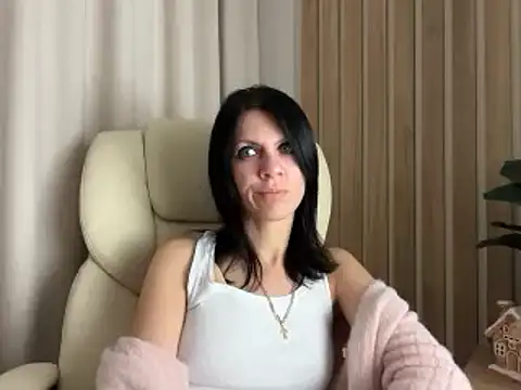 InjaAtHome live sex cam