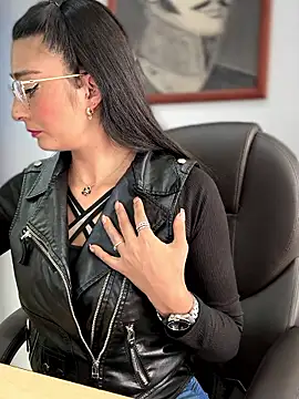 _Bella-Office1's cam snapshot