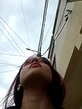 Hailey_1-2's cam snapshot