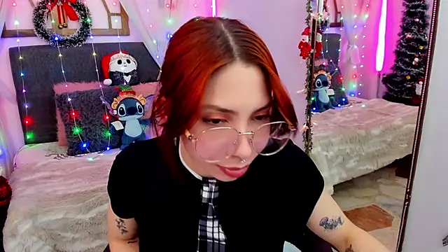 laura_olssen's cam snapshot