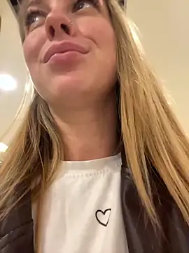 Sweet___Emily live sex cam