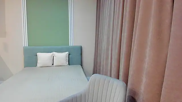 Amanda_Goodwin_'s web cam