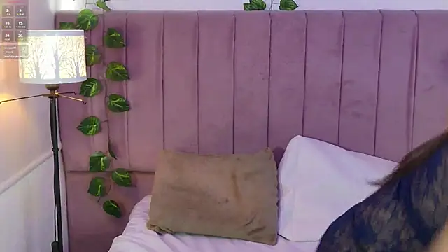 VioletBlacke_'s cam snapshot