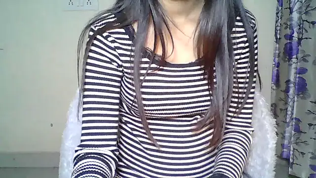 Naughty_Nayra's cam snapshot