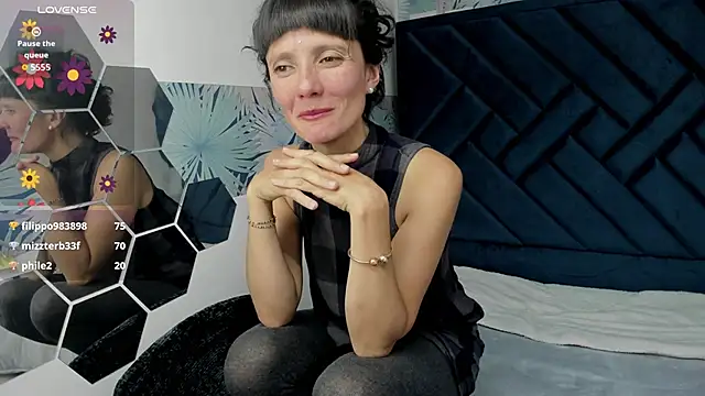 Valery_More__'s cam snapshot