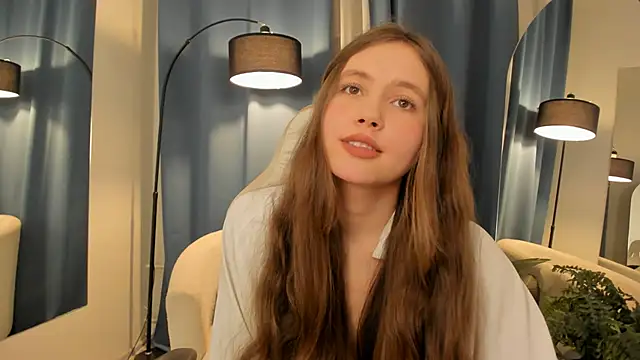 MaryannSoftt's cam snapshot