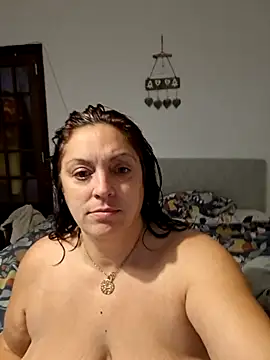 XSouthlondonNAUGHTYMILFXX's cam snapshot