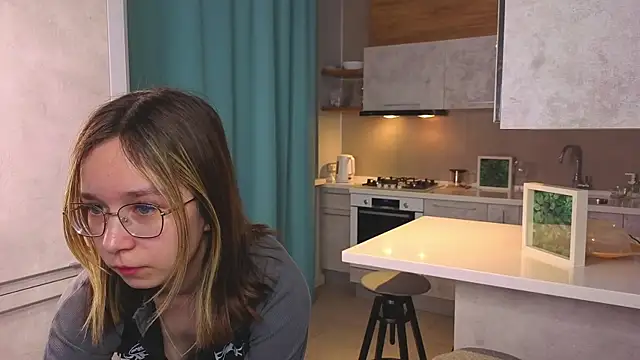 SharriDobes's cam snapshot