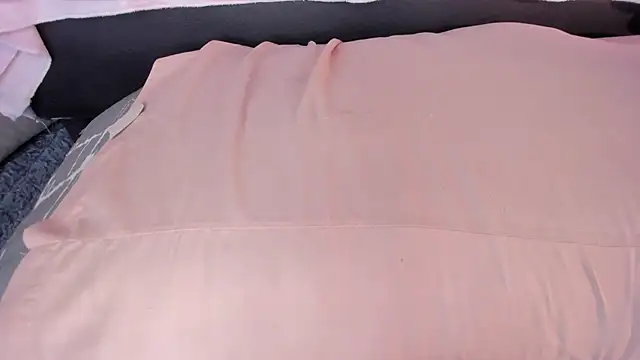 Swt_skinny_ live sex cam