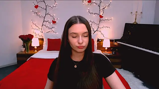 charming_berry's cam snapshot