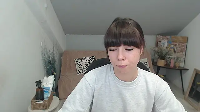 MayaWill's cam snapshot