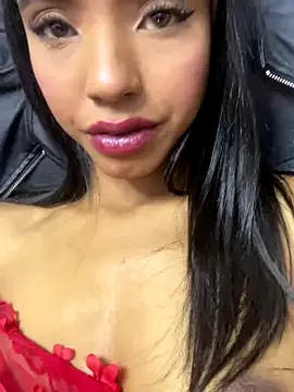 xenia_golden's cam snapshot