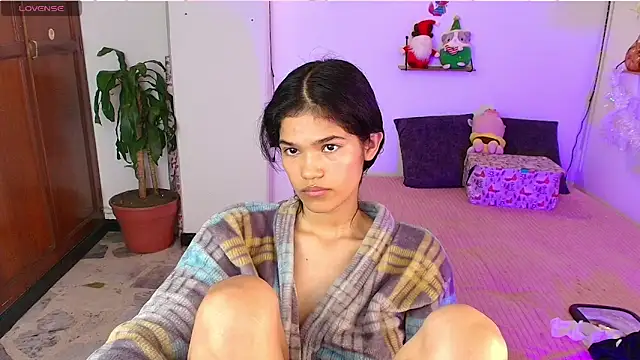 emycarver09's cam snapshot