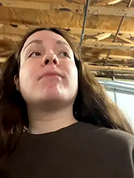 Bigggbutttmilffff_2025's cam snapshot